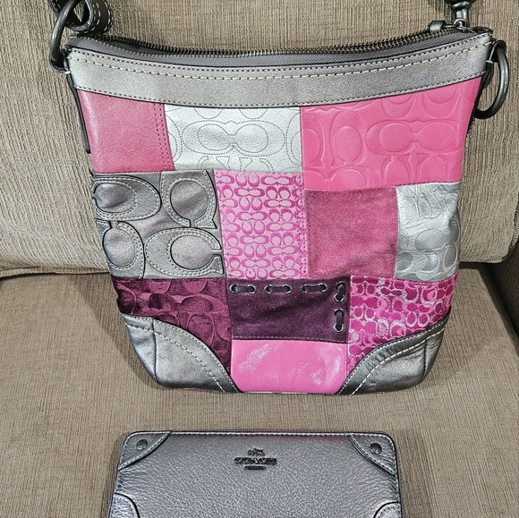 Coach Bag & Wallet Set - Picture 15 of 15